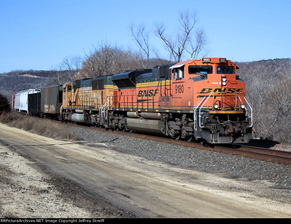 BNSF 9180